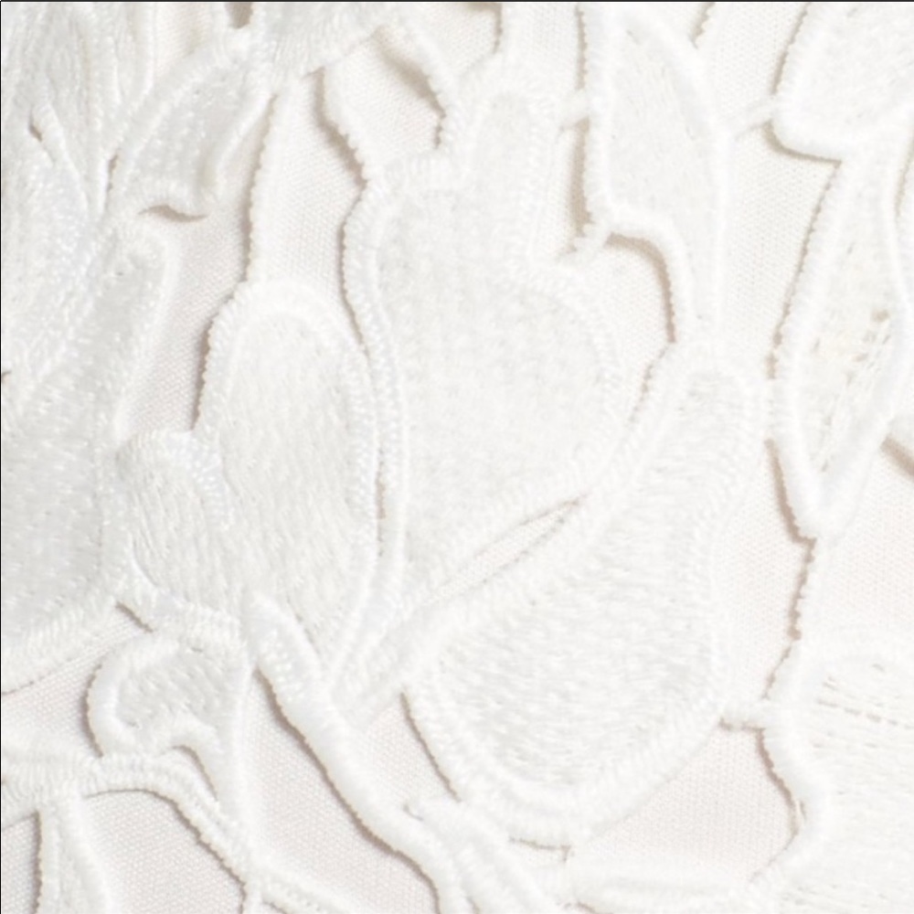 ASTR the label white lace dress - Picture 4 of 11